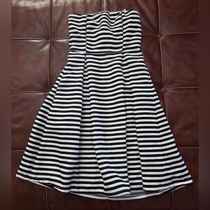 Sans Souci Black and White Striped Strapless Dress Large NWT